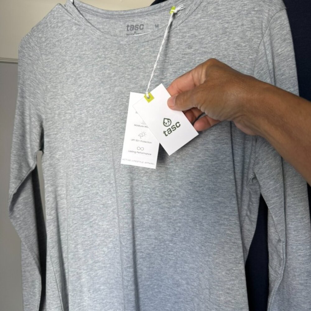 Tasc Performance BRAND NEW WITH TAGS NOLA Long Sleeve T-Shirt GREY MEDIUM